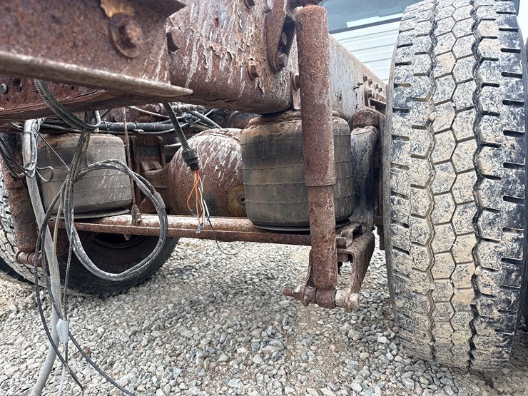 2009-international-4300-sba-image-50