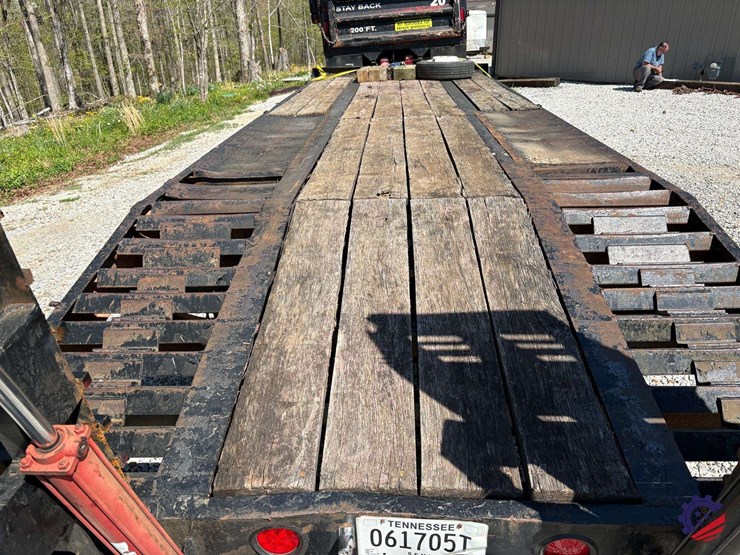 1998-cherokee-r20-20+5-dual-t/a-tag-trailer-image-36