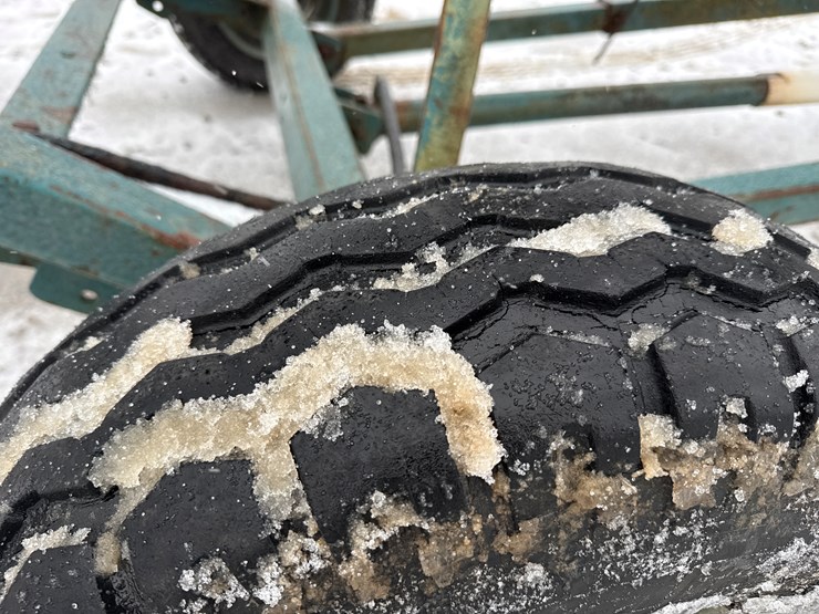 massey-ferguson-8-image-35