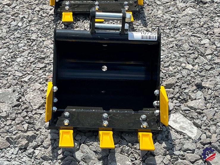 unused-2026-ce-16"-toothed-bucket-image-8