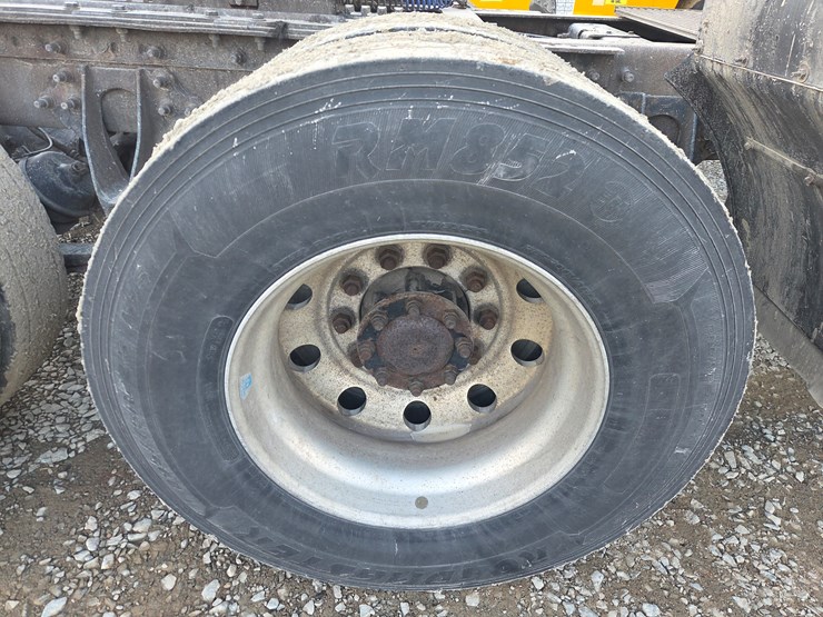 2005-caterpillar-c13-image-78