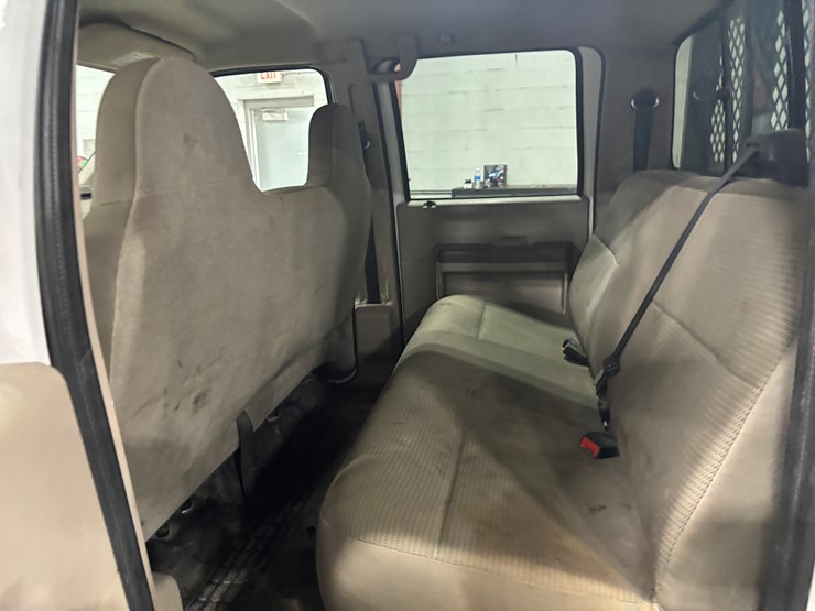 2009-ford-f350-image-32