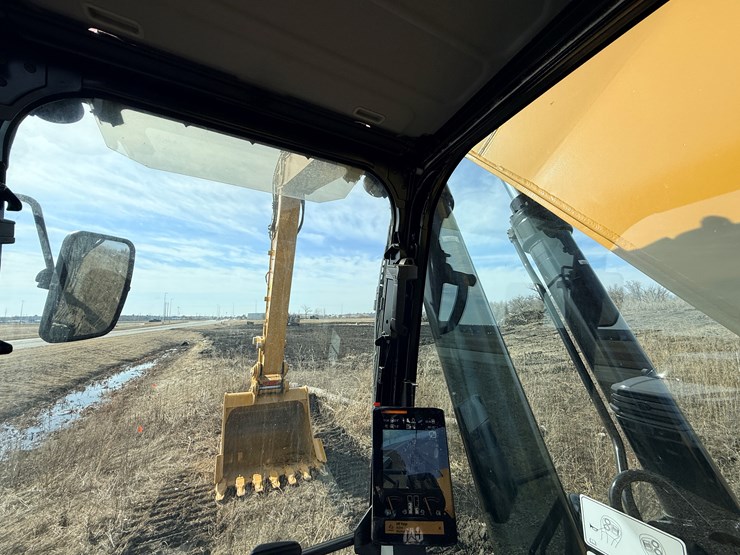 #1968-•-caterpillar-excavator-image-65