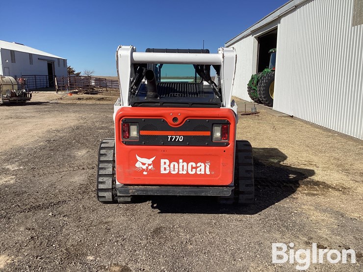 2022-bobcat-t770-image-6