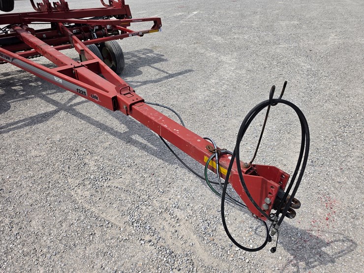 2012-unverferth-1225-image-2