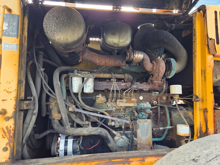 volvo-l120d-image-44