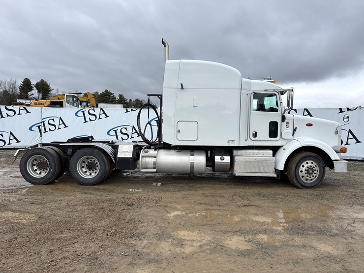 2013-peterbilt-365-image-6