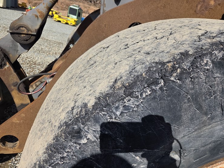 volvo-l120d-image-70