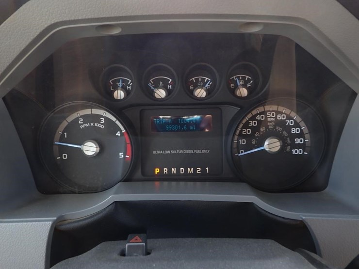 2016-ford-f650-xlt-image-34