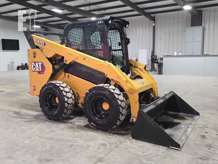 caterpillar-262d3-image-2