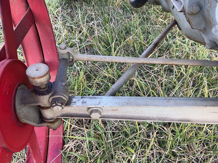 brand-new-never-used-1925-fordson-tractor-image-17