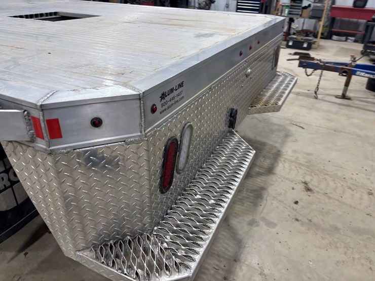 #2331-•-2022-chevrolet-5500-hd-flatbed-truck-image-61