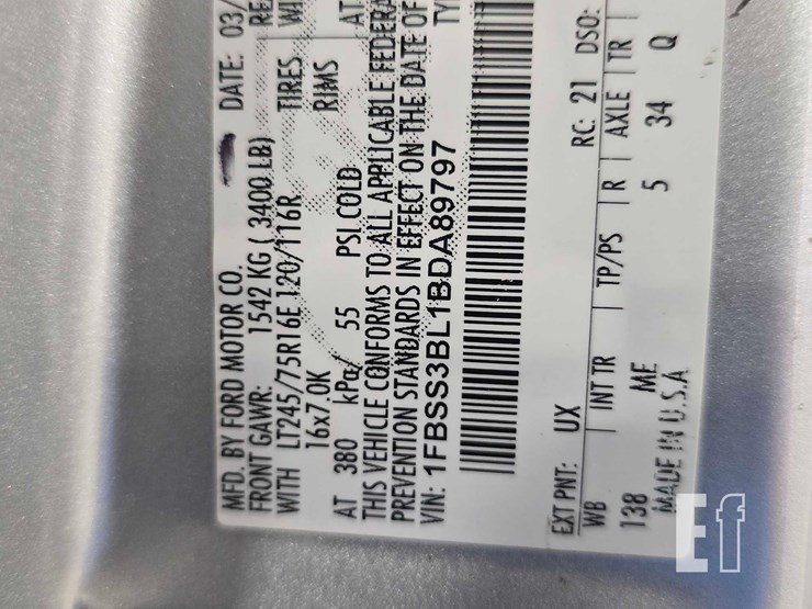 2011-ford-e350-xlt-image-27