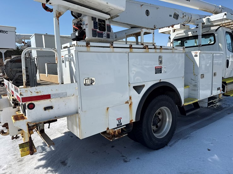 #1070-•-2012-freightliner-boom/crane-truck-image-39