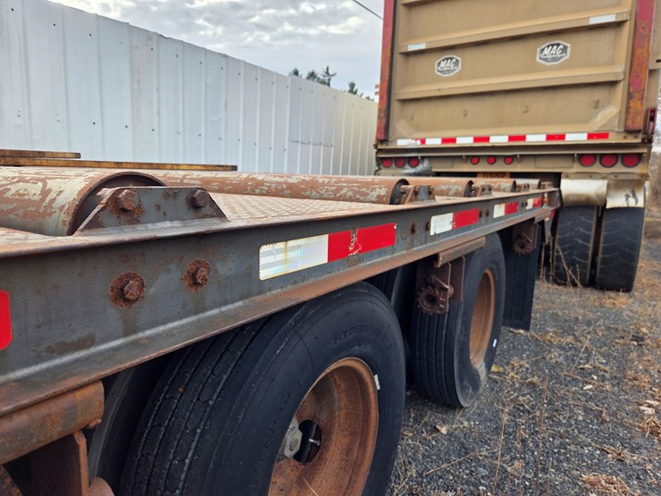 #2358-•-2006-iron-steer-8r20hdi-roll-off-trailer-image-15