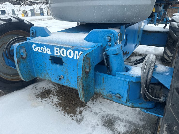 2005-massey-ferguson-8-image-42