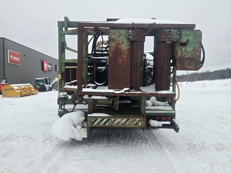 massey-ferguson-8-image-2