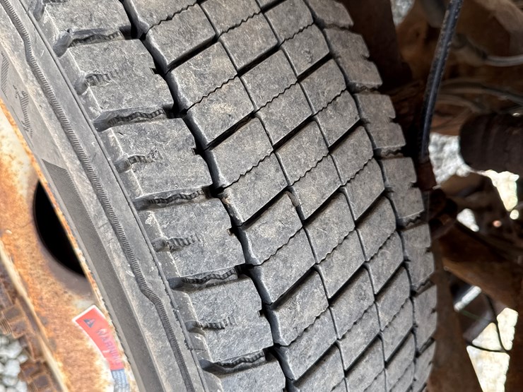 2011-ford-f350-image-48