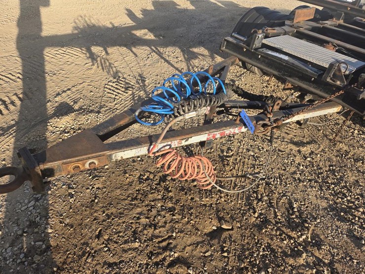 2006-massey-ferguson-8-image-9