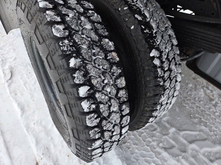 2001-ford-f350-image-51