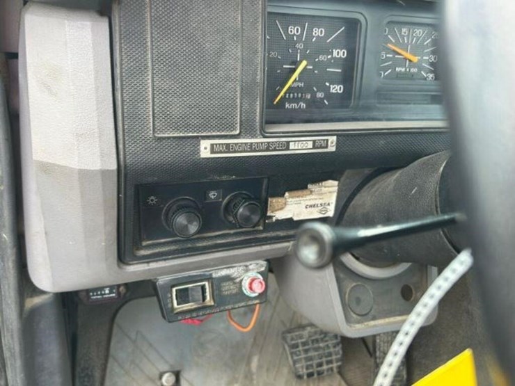 1997-ford-f800-image-22