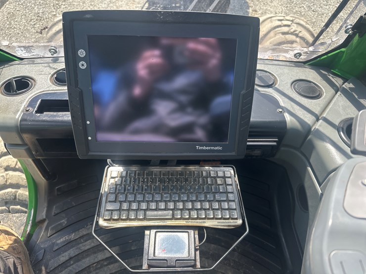 2011-deere-1270e-image-68