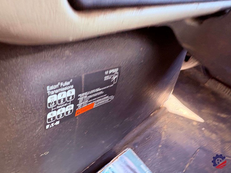 2007-international-7400-image-57