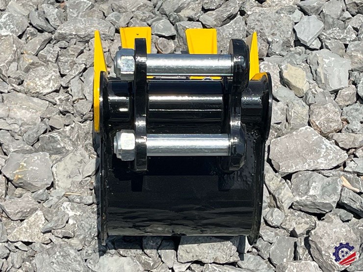 unused-2026-ce-8"-toothed-bucket-image-4