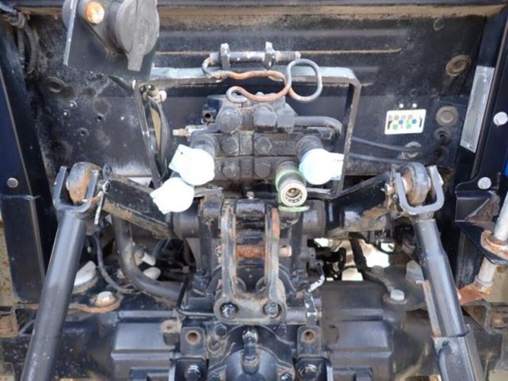 2014-new-holland-t4.75-image-52