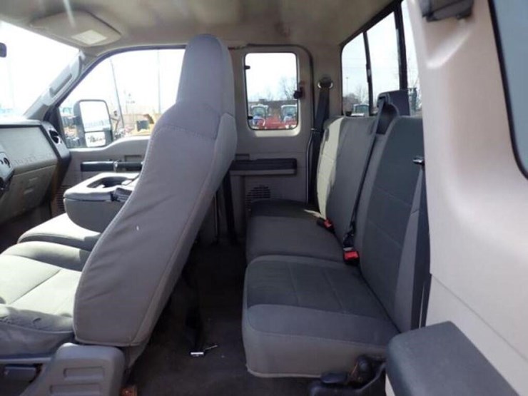 2010-ford-f350-xlt-image-19