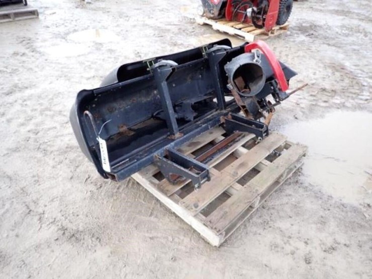toro-e-z-vac-mower-attachment-image-1