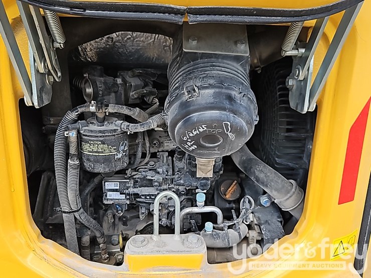 2022-deere-35g-image-29