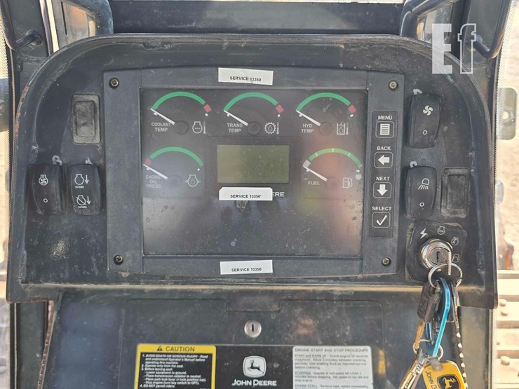 2008-deere-750j-image-17