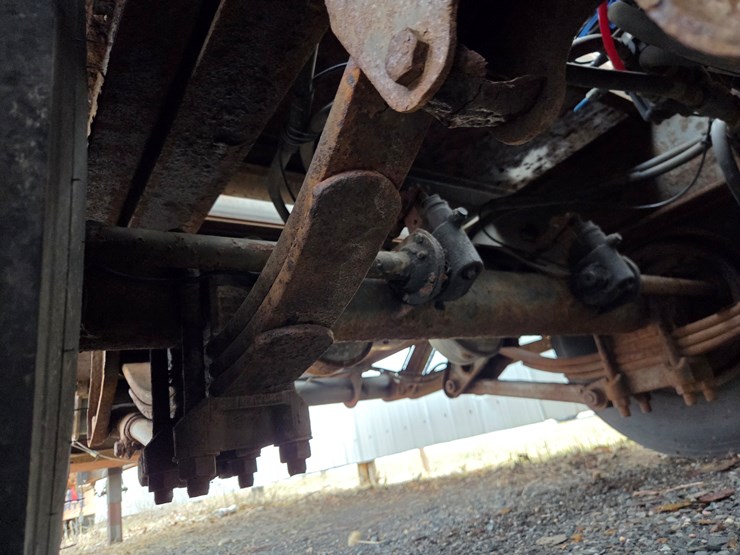 #2358-•-2006-iron-steer-8r20hdi-roll-off-trailer-image-22