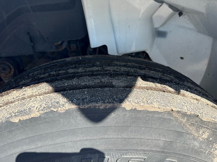 2014-international-4300-sba-image-64