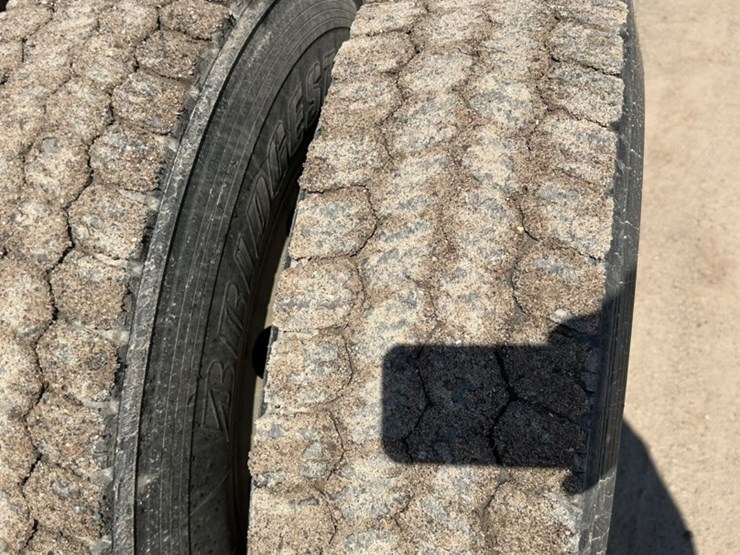 #1114-•-2005-western-star-tri-axle-heavy-haul-truck-tractor-image-82