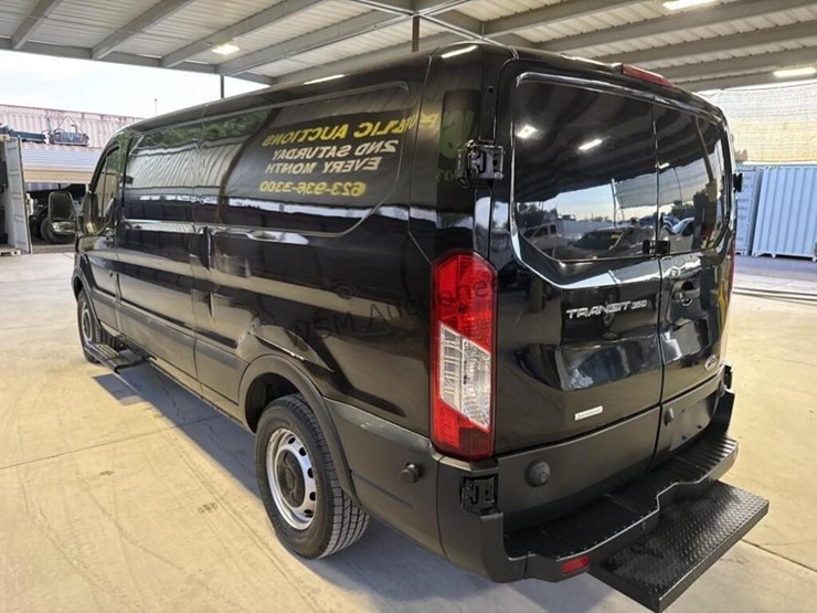 2019-ford-transit-image-7