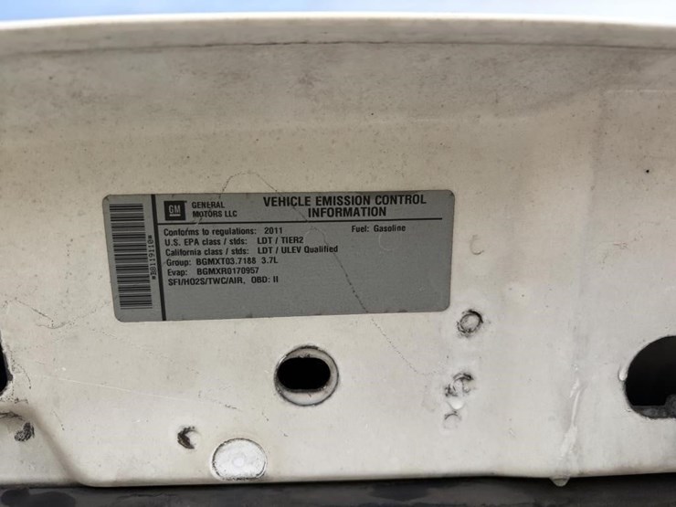 2011-chevrolet-colorado-image-8