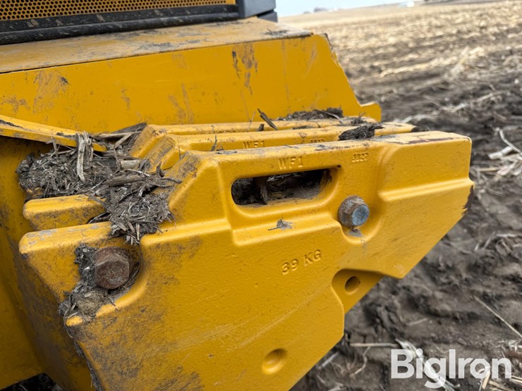 2022-deere-332g-image-10