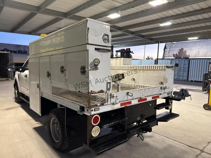 2017-ford-f350-image-6