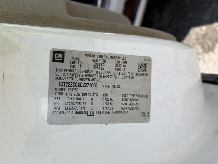2012-gmc-sierra-2500-image-19