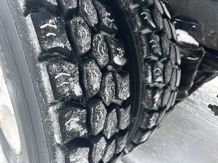 2009-caterpillar-c13-image-70