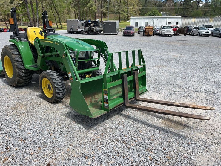 2021-john-deere-3032e-image-15