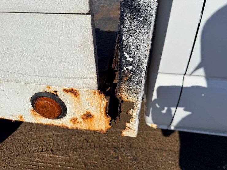 2006-chevrolet-3500hd-image-25