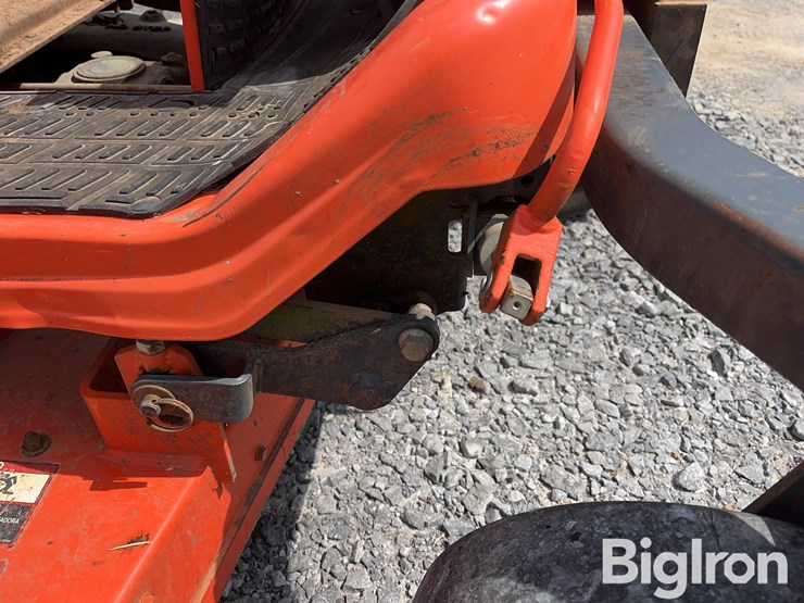 2018-kubota-zd1211-image-16