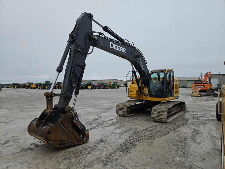 2018-john-deere-2018-image-1