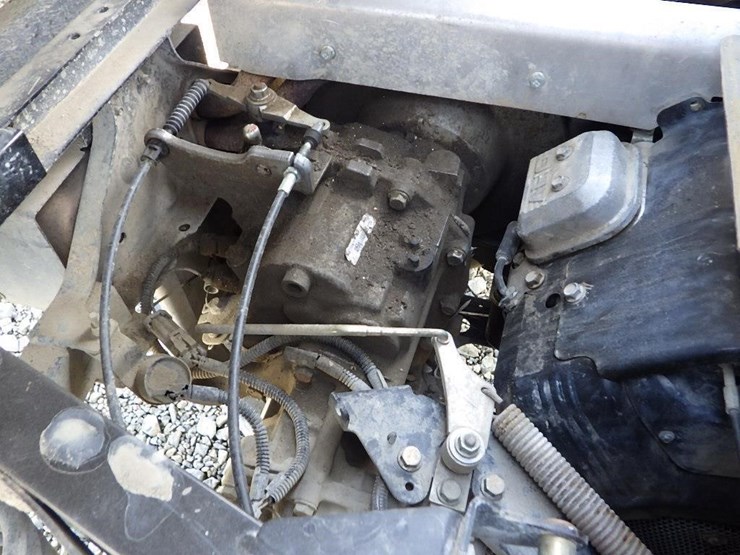 john-deere-550-image-14