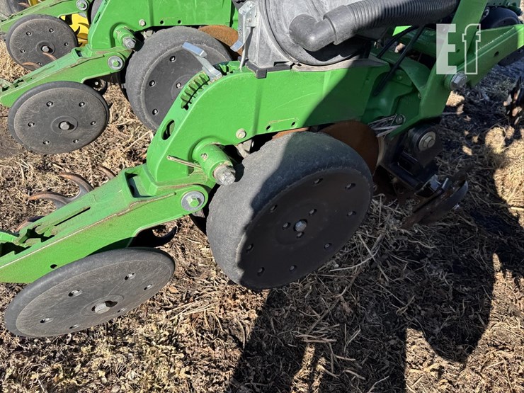 john-deere-1770-image-65