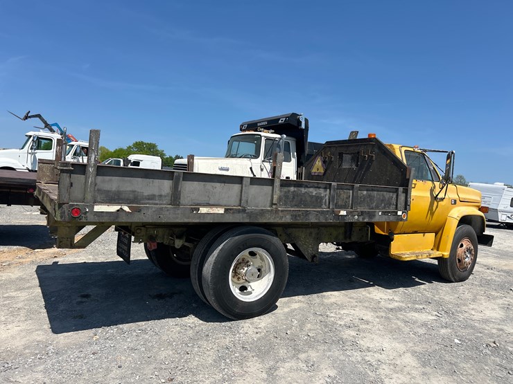 1984-chevrolet-c60-image-2