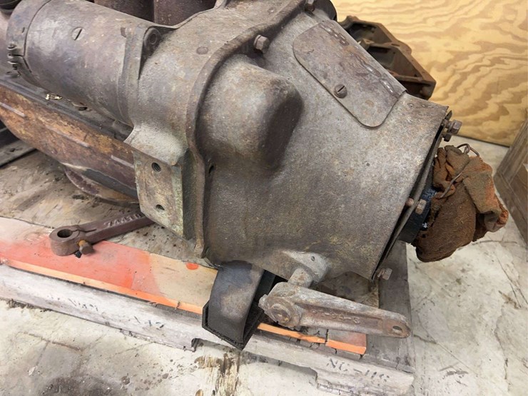 ford-engine-and-parts-image-14